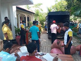 කොරෝනා ව්‍යසනයේදී පල්ලෙපොල අපි..